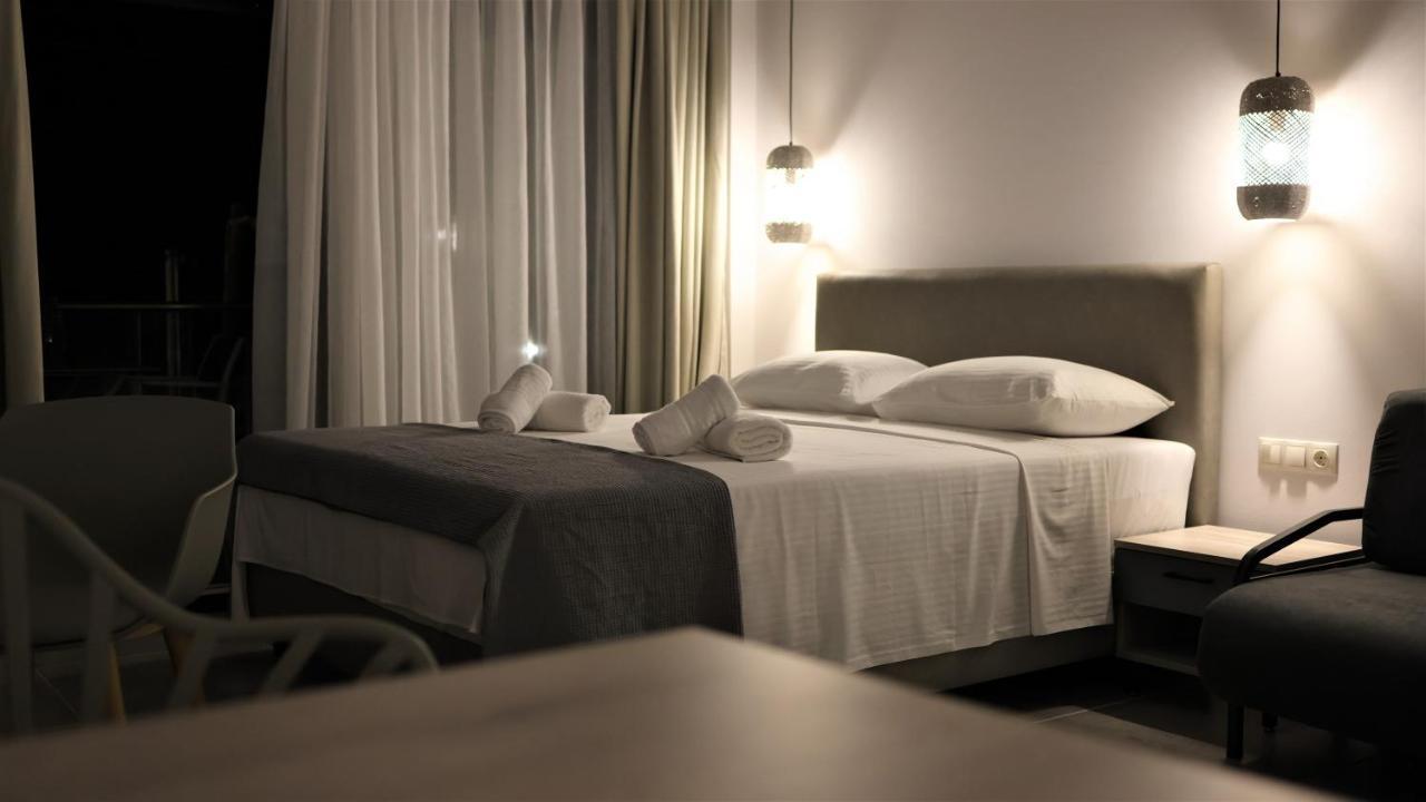 Nautico Rooms Keramoti  Eksteriør billede