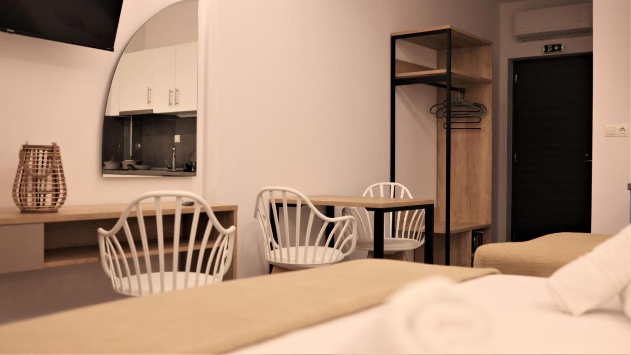 Nautico Rooms Keramoti  Eksteriør billede